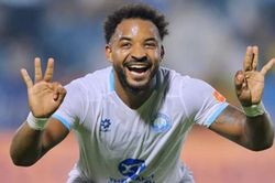 Nguyễn Xuân Son lập hat-trick đập tan mọi hoài nghi trước thềm AFF Cup 2026