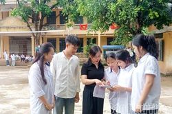Trường THPT Mường Chiềng vượt khó, tiếp sức sĩ tử