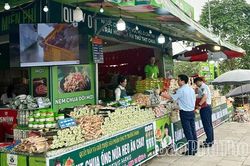 Kiên quyết đẩy lùi hàng giả, hàng lậu, thực phẩm bẩn