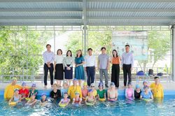 Để trẻ em an toàn trong môi trường nước