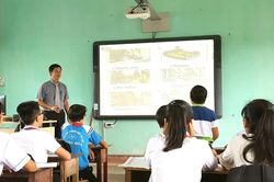 Hành trang số cho học sinh miền núi