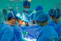 Bé gái 13 tuổi hồi sinh nhờ tim hiến tặng của một người đàn ông chết não