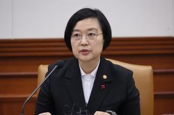 Tổng thống H&agrave;n Quốc đề cử nữ ứng vi&ecirc;n Thủ tướng