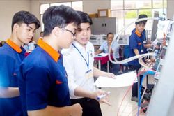 'Đi tắt, đón đầu' để thích ứng với thị trường lao động trong tương lai