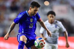 Messi và Neymar vắng mặt trong các trận giao hữu