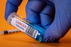 Nga: Vaccine cá nhân hóa chống ung thư cho kết quả tích cực