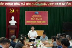 Lãnh đạo xã dự sinh hoạt chi bộ: Giữ mạch kết nối giữa cấp ủy và cơ sở