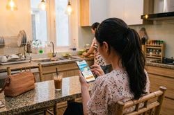 Nhận diện thủ đoạn lừa đảo mùa du lịch Bài 1 - Những chiếc bẫy vô hình mùa du lịch hè