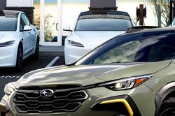 Xe điện Tesla vượt mặt nhiều hãng xe sang về tuổi thọ