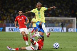 Sao Brazil chính thức chia tay World Cup