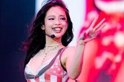 Jennie gây tranh cãi