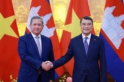 Quan hệ Việt Nam-Campuchia: Từ gần gũi lịch sử sang gần gũi chiến lược
