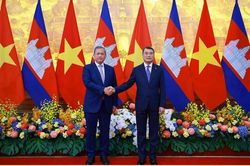 Thủ tướng Lê Minh Hưng và Thủ tướng Campuchia Hun Manet hội đàm