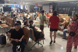 Diều xâm nhập sân bay Cát Bi, máy bay phải hạ cánh Nội Bài, khách về Hải Phòng lúc 3 giờ sáng