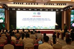 Hà Nội - Cần Thơ tăng tốc liên kết, mở rộng hợp tác thương mại và đầu tư