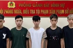 Khởi tố nhóm thanh thiếu niên chặn đường, cướp xe máy lúc rạng sáng