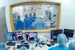 Tham vọng đưa Việt Nam vào bản đồ công nghệ điều trị đột quỵ