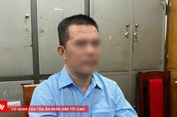 Ngọc 'sủi' bị khởi tố