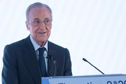 Florentino Perez tái đắc cử chủ tịch Real Madrid, gọi tên Mourinho