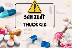 Trình dược viên ở Hà Nội dùng bột ngô để sản xuất thuốc giả, bán ra thị trường
