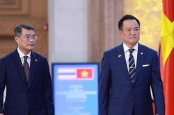 Lễ đón trọng thể Thủ tướng Thái Lan Anutin Charnvirakul lần đầu thăm Việt Nam