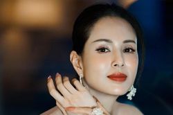 'Tiểu Long Nữ' Lý Nhược Đồng đáp trả khi bị chê hết thời