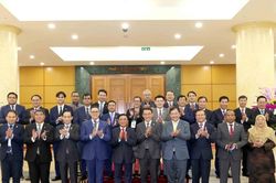 Thường trực Ban Bí thư tiếp Trưởng đoàn các chính đảng các nước ASEAN