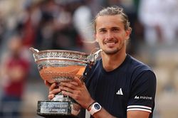 Zverev giành danh hiệu Grand Slam đầu tiên trong sự nghiệp