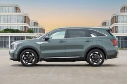 Khám phá Kia Sorento Hybrid vừa trình làng tại Việt Nam: Mạnh 232 mã lực, siêu tiết kiệm xăng