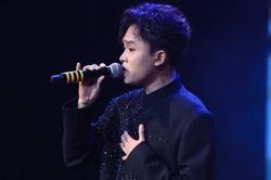 Nhạc sĩ gạo cội tuyên bố về Hồ Văn Cường: 'Nó không thèm tập thêm bài mới nữa'