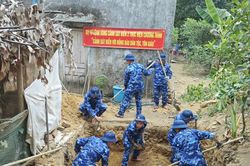Đà Nẵng: Ấm áp tình quân dân nơi Tam Mỹ