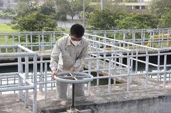 Xây dựng các công trình nước sạch