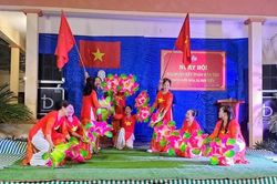 Giữ lửa văn hóa từ những câu lạc bộ thôn, bản