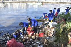 Sôi nổi hoạt động tình nguyện hè