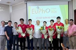 2 học sinh Bắc Ninh dự Lễ xuất quân đội tuyển Việt Nam thi Olympic Vật lý châu Âu 2026