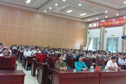 Khai giảng lớp Bồi dưỡng chuyên đề lịch sử Đảng 'Đảng ta thật là vĩ đại'