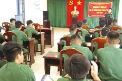 Đảng ủy Bộ đội Bi&ecirc;n ph&ograve;ng tỉnh Kh&aacute;nh H&ograve;a khai mạc lớp bồi dưỡng nhận thức về Đảng