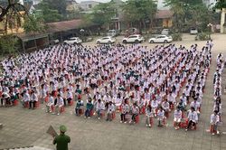 Trường THPT Lê Quý Đôn chú trọng xây dựng môi trường giáo dục an toàn, lành mạnh