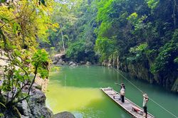 Suối Bản Án - Vẻ đẹp nguyên sơ giữa núi rừng Tuyên Quang
