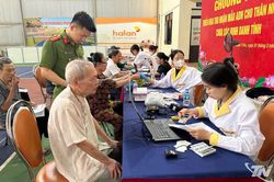 Nhận diện những &acirc;m mưu phản động về Chiến dịch '500 ng&agrave;y đ&ecirc;m' - Kỳ II: H&agrave;nh tr&igrave;nh nh&acirc;n văn kh&ocirc;ng thể xuy&ecirc;n tạc
