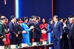 Chủ tịch Quốc hội Trần Thanh Mẫn dự phiên khai mạc trọng thể Đại hội toàn quốc Hội Nông dân Việt Nam lần thứ IX