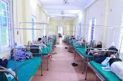 Vụ hơn 60 người ngộ độc: Xử phạt tiệm bánh mì 18 triệu đồng