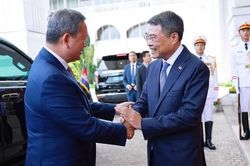 Thủ tướng Lê Minh Hưng chủ trì lễ đón chính thức Thủ tướng Campuchia