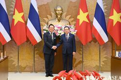 Chủ tịch Quốc hội Trần Thanh Mẫn hội kiến Thủ tướng Thái Lan