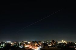 Đại sứ quán Việt Nam tại Israel khuyến cáo công dân tăng cường bảo đảm an toàn