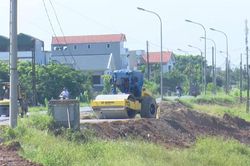 Dự án mở rộng đê Yên Nghĩa vẫn vướng GPMB