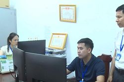 Chuyển đổi số từ những 'phòng họp không giấy'