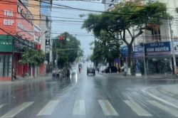 Cảnh báo dông, lốc, sét, mưa đá và mưa lớn cục bộ