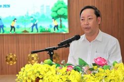 C&aacute;n bộ v&agrave; Nh&acirc;n d&acirc;n phường Ea Kao chung tay bảo vệ m&ocirc;i trường, lan tỏa th&ocirc;ng điệp sống xanh