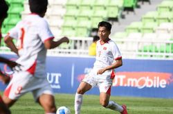 Khoảnh khắc trọng tài thổi phạt đền tranh cãi, U19 Việt Nam thua đau Indonesia